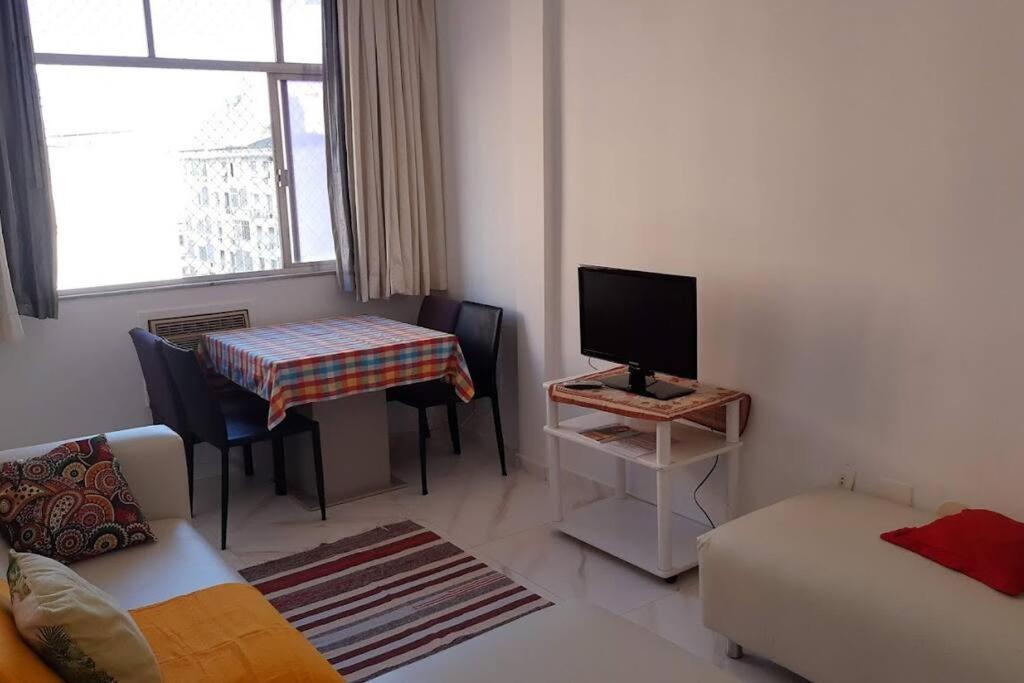 Praias De Ipanema E Copacabana, Lindo Apartamento